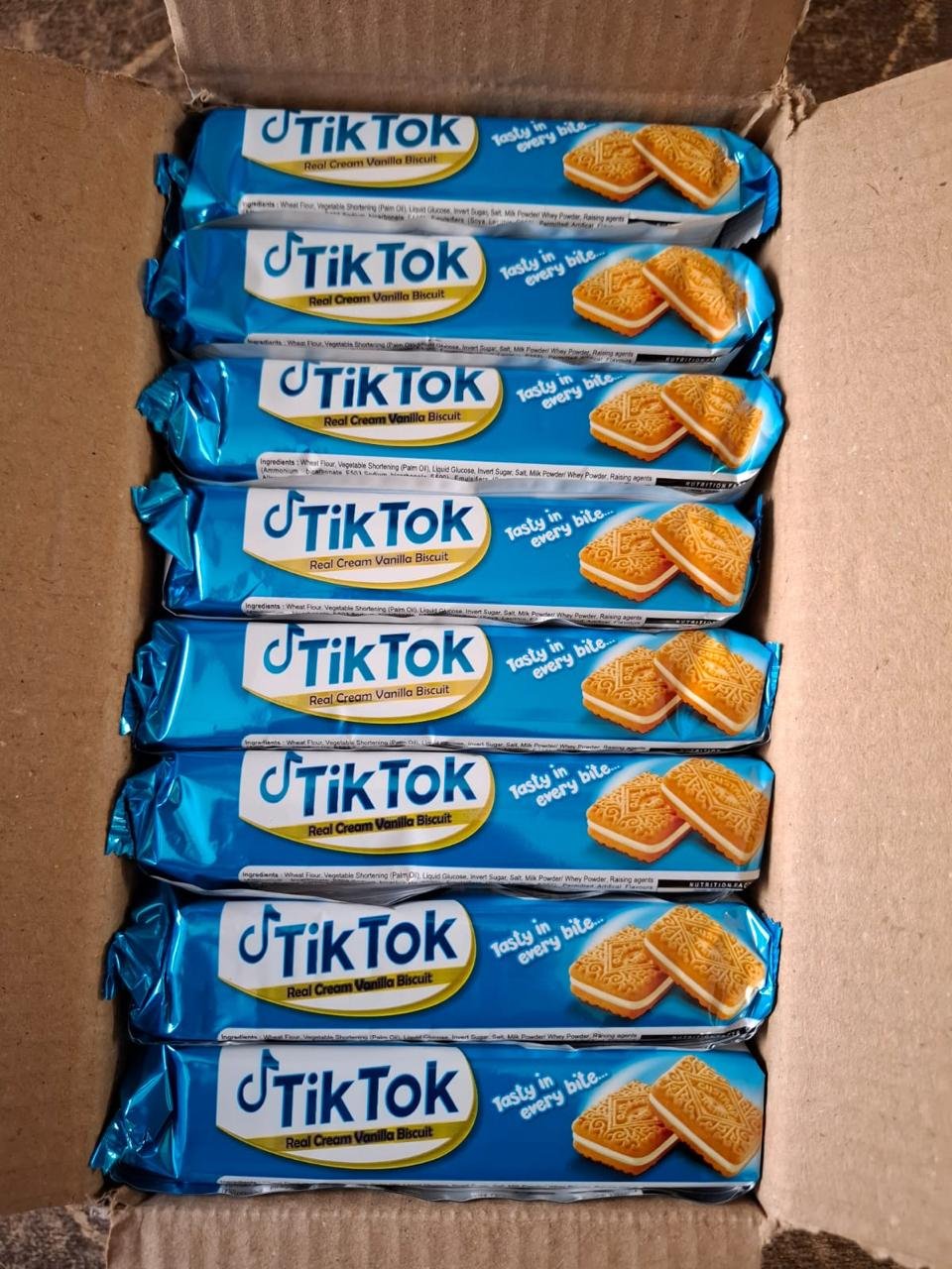 Tik Tok Vanilla Cream Biscuits Case